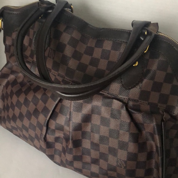 Louis Vuitton Handbags - Gorgeous Brand New Bag
